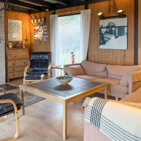 3 Bedroom Stunning In Дом отдыха *