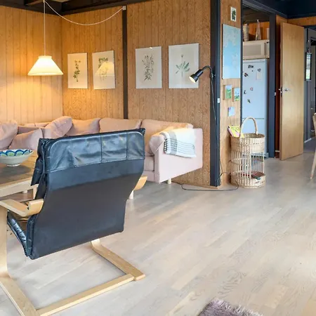 3 Bedroom Stunning In Дом отдыха Knebel