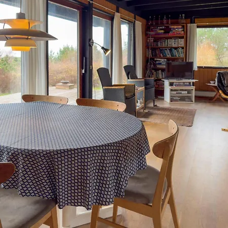 3 Bedroom Stunning In بيت للعطل Knebel